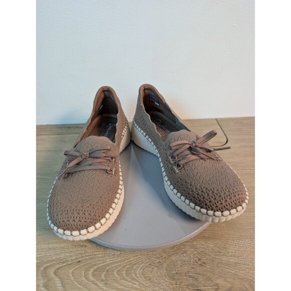 Skechers Wilshire Blvd 100822 Slip-On ShoesSize 9 Boat Shoes Memory Foam Beige - Picture 1 of 10